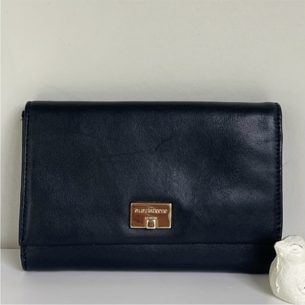 Liz Claiborne Genuine Leather Wallet